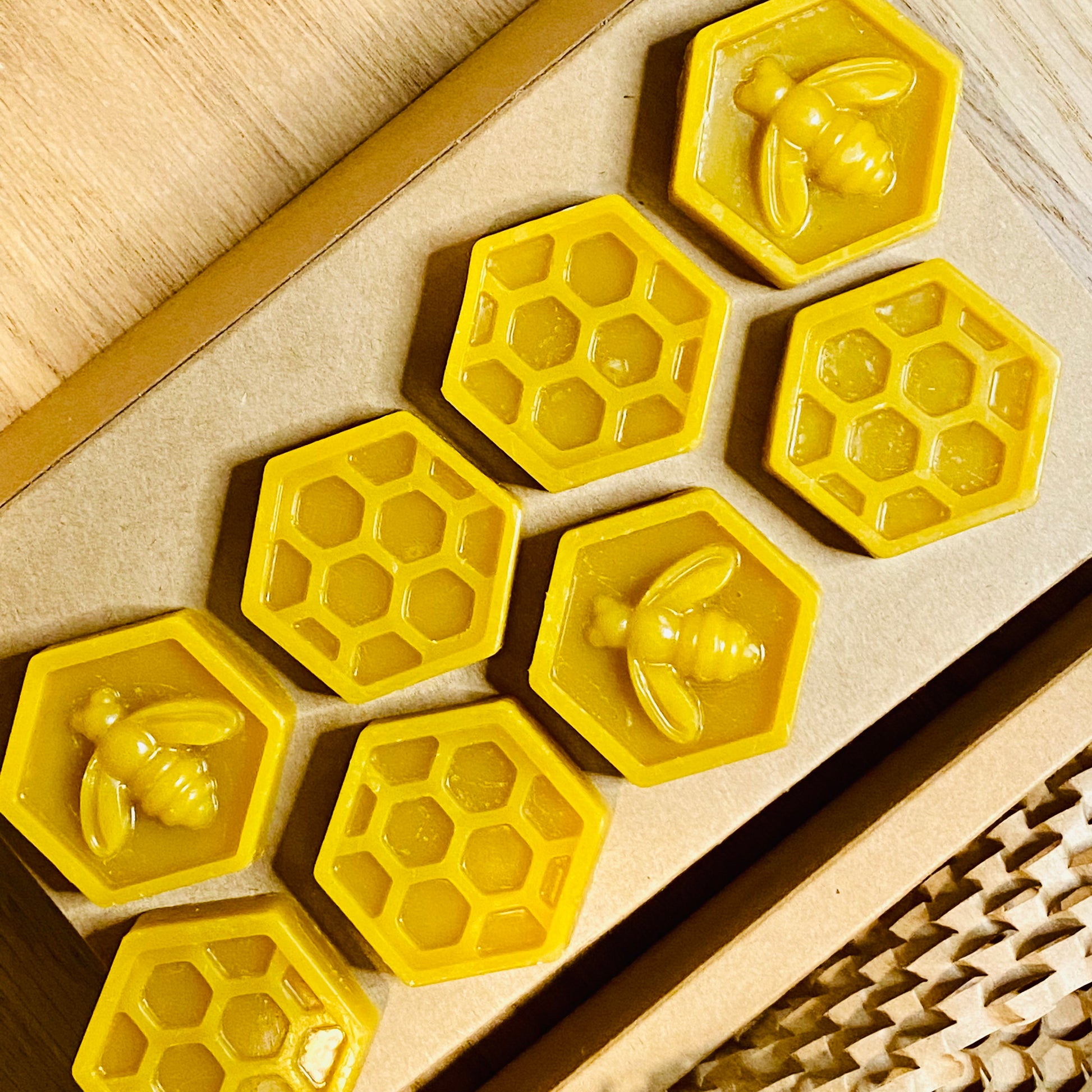 Pure Beeswax Melts Honey Comb & Bee Tarts for Wax Warmers 100% Pure Organic  Beeswax and Pure Essential Oils Non-toxic Pack of 8 